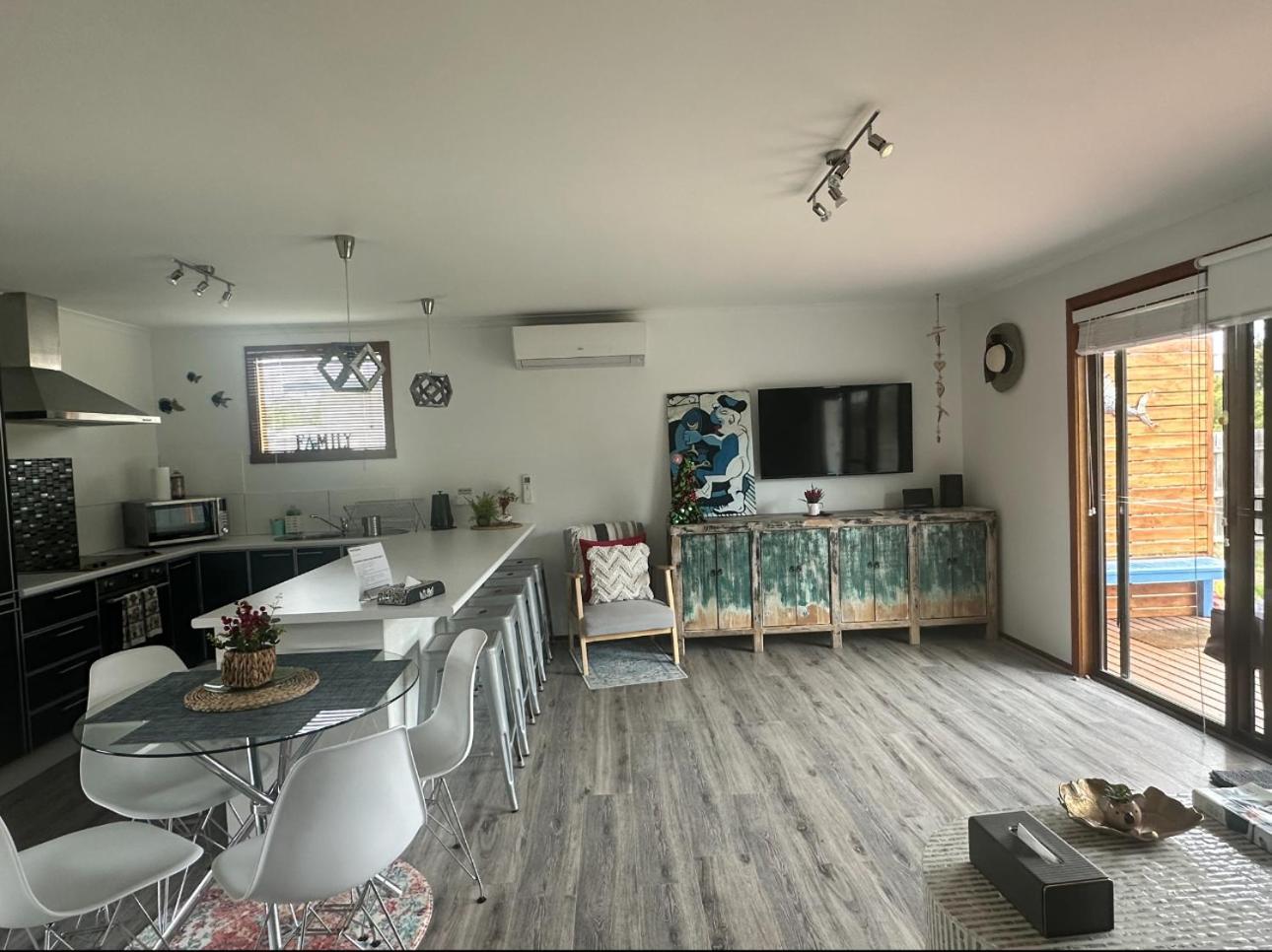 Owlhouse On Island Villa คาวเวส ภายนอก รูปภาพ